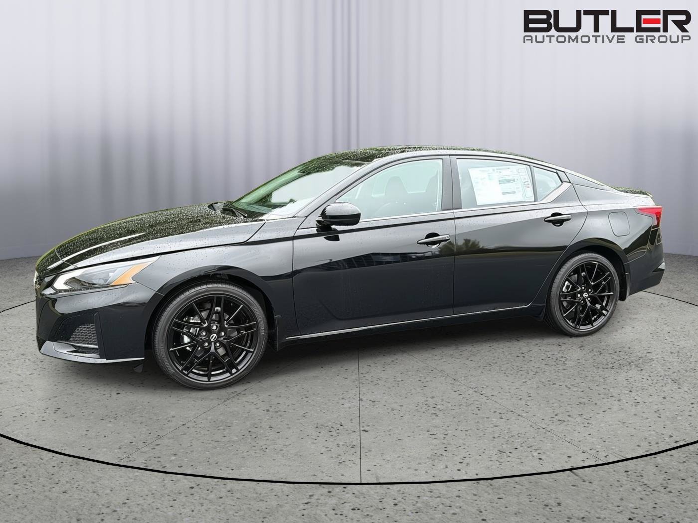 New 2026 Nissan Altima 2.5 SR w/ SR Midnight Edition Package FWD image 4