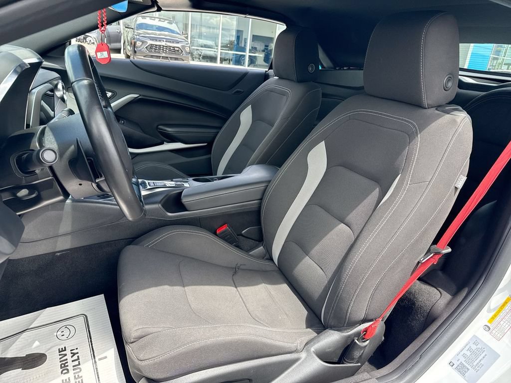 Used 2023 Chevrolet Camaro LT w/ Technology Package RWD image 11