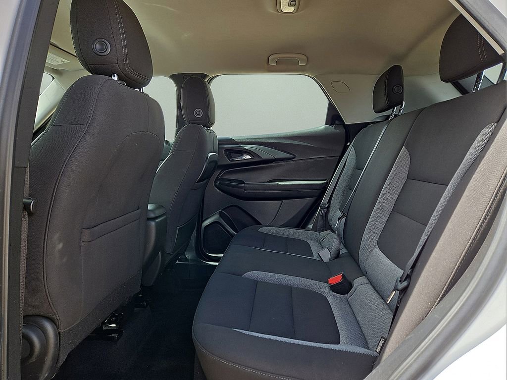 Used 2024 Chevrolet TrailBlazer LS FWD image 14