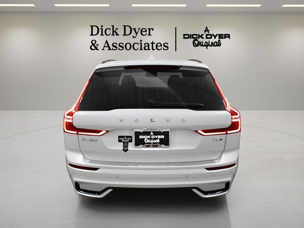Certified 2025 Volvo XC60 T8 Plus w/ Protection Package Premier image 12