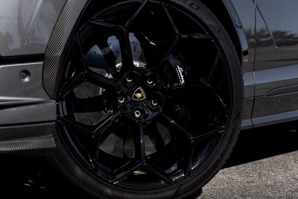 Used 2024 Lamborghini Urus Performante image 12