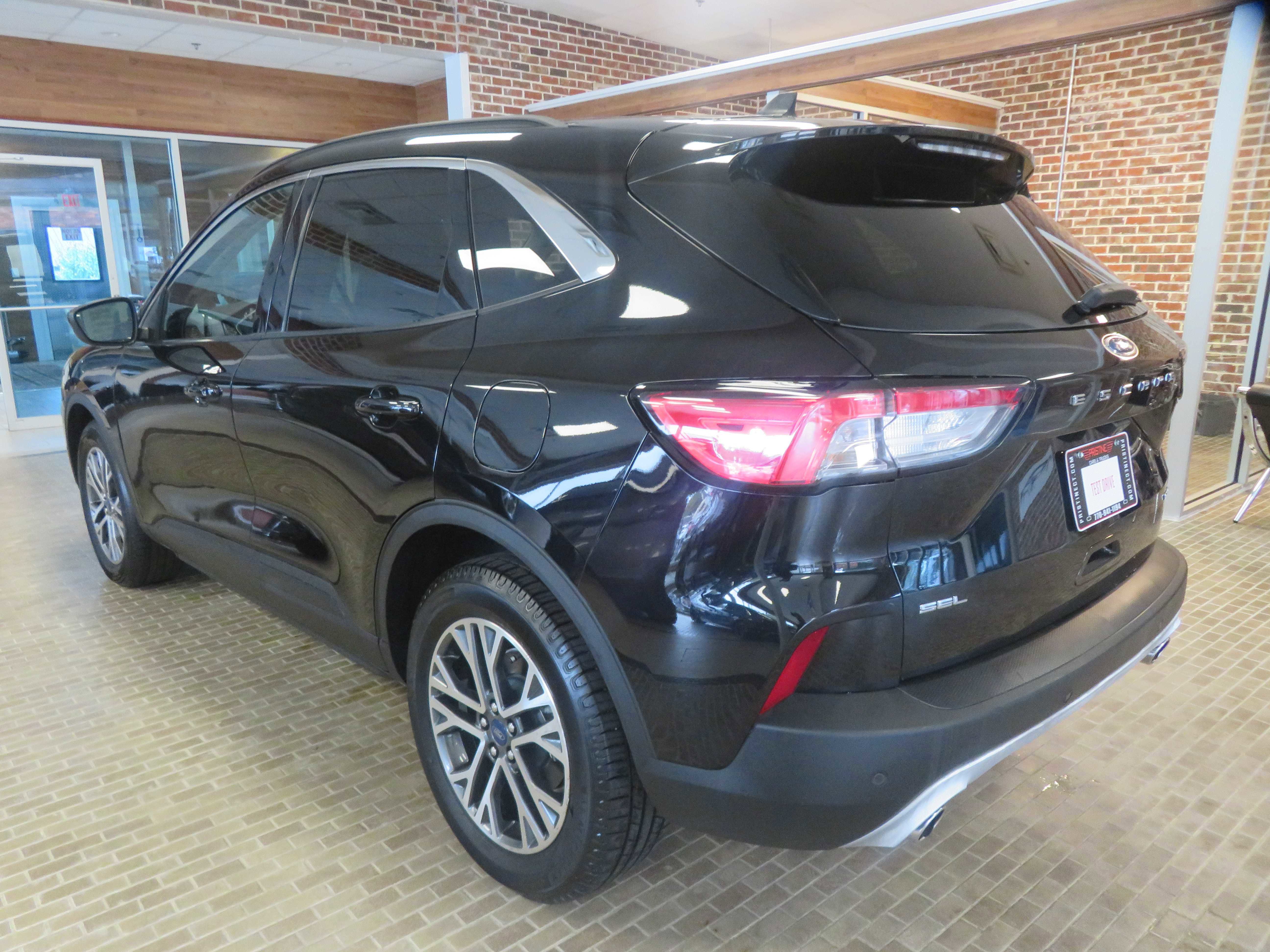 Used 2020 Ford Escape SEL image 65