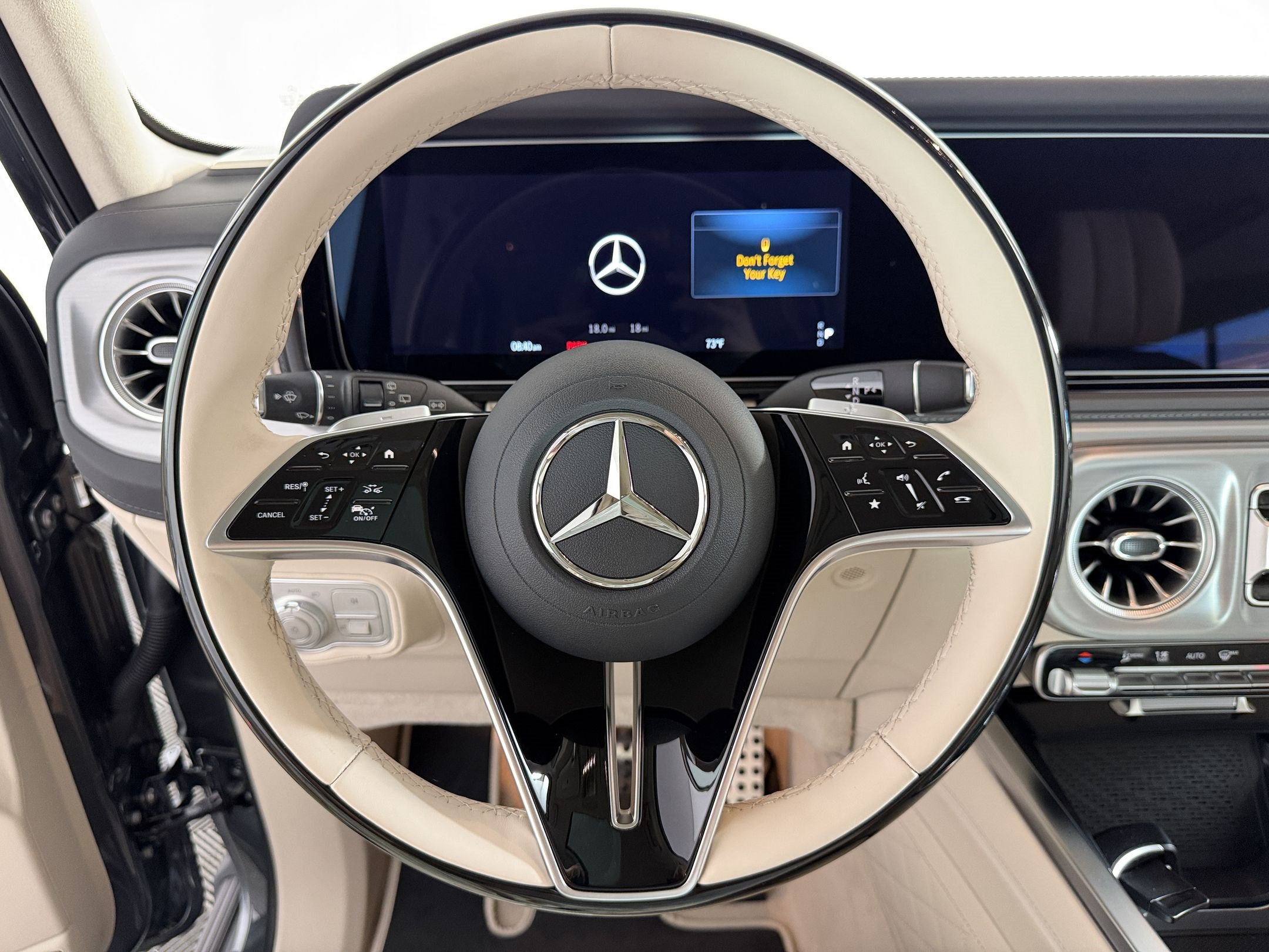 New 2027 Mercedes-Benz G 580 e image 11