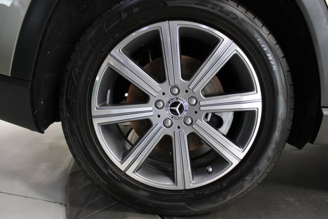 Used 2022 Mercedes-Benz GLS 450 4MATIC image 39