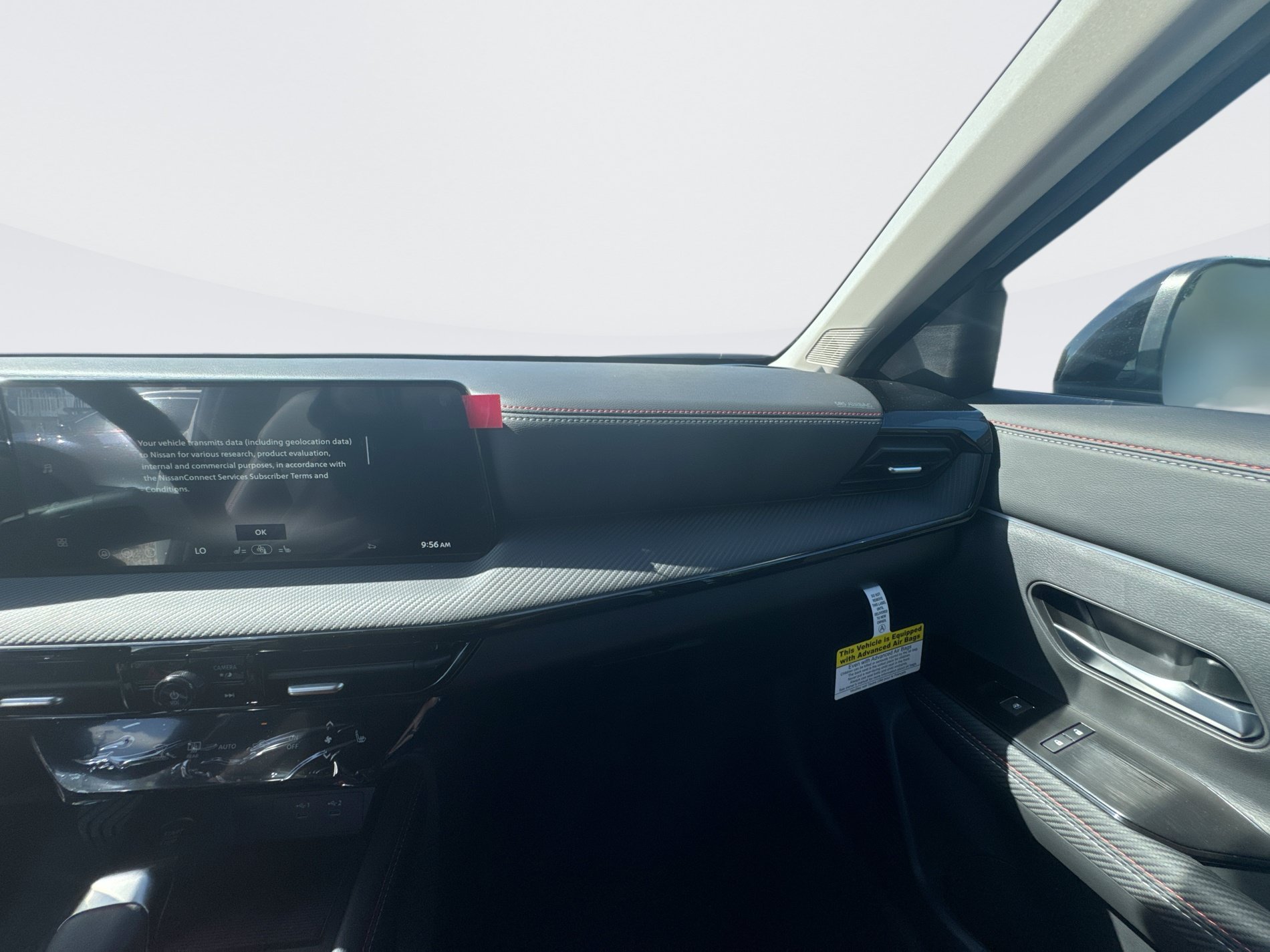 New 2026 Nissan Kicks SR w/ Cold Weather Package FWD image 17