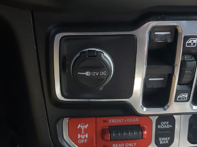 Certified 2020 Jeep Gladiator Rubicon AWD/4WD image 29