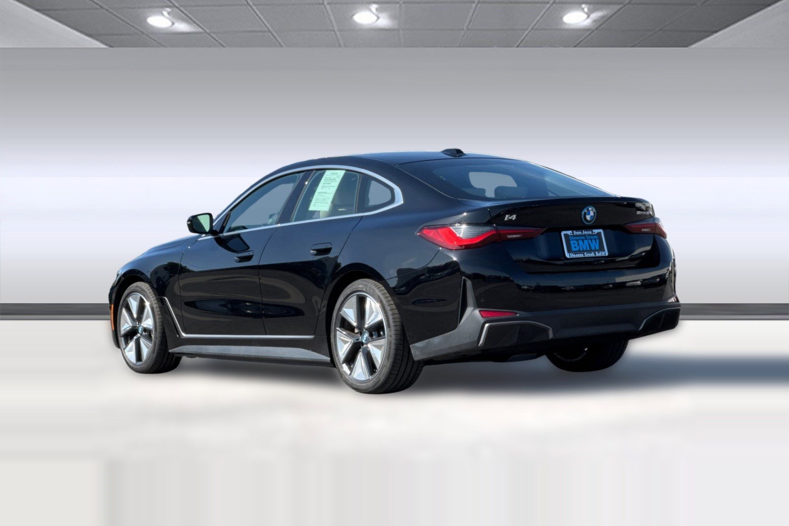 Certified 2023 BMW i4 eDrive35 RWD image 3