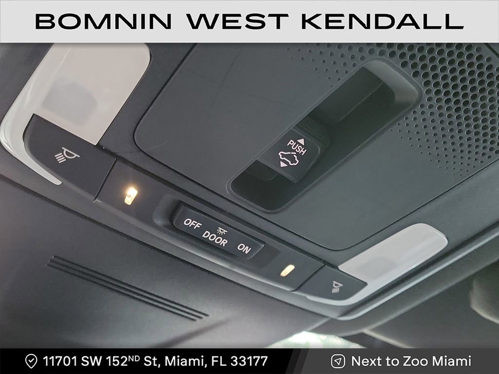 Used 2023 Honda CR-V Sport Touring image 28