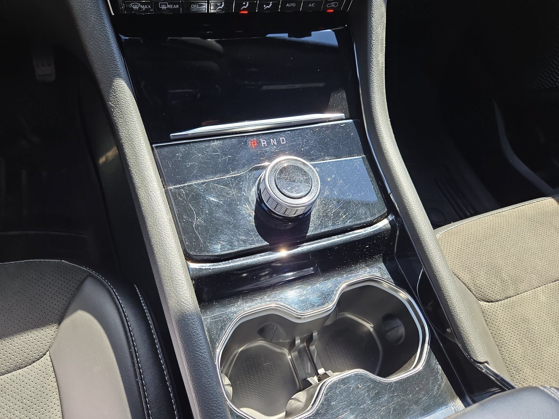 Used 2023 Jeep Grand Cherokee L Laredo AWD/4WD image 22