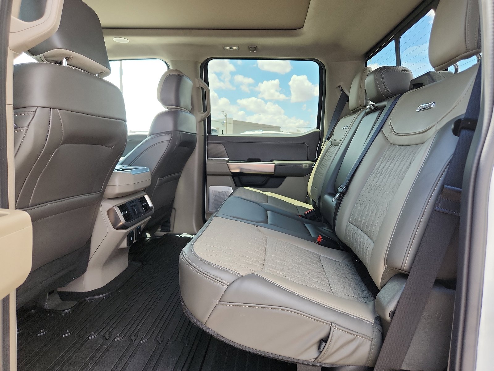 Used 2024 Ford F150 Platinum w/ Equipment Group 703A Plus AWD/4WD image 8