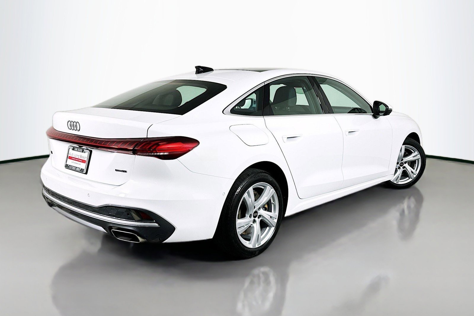 Used 2025 Audi A5 2.0T Premium w/ Convenience Package image 14