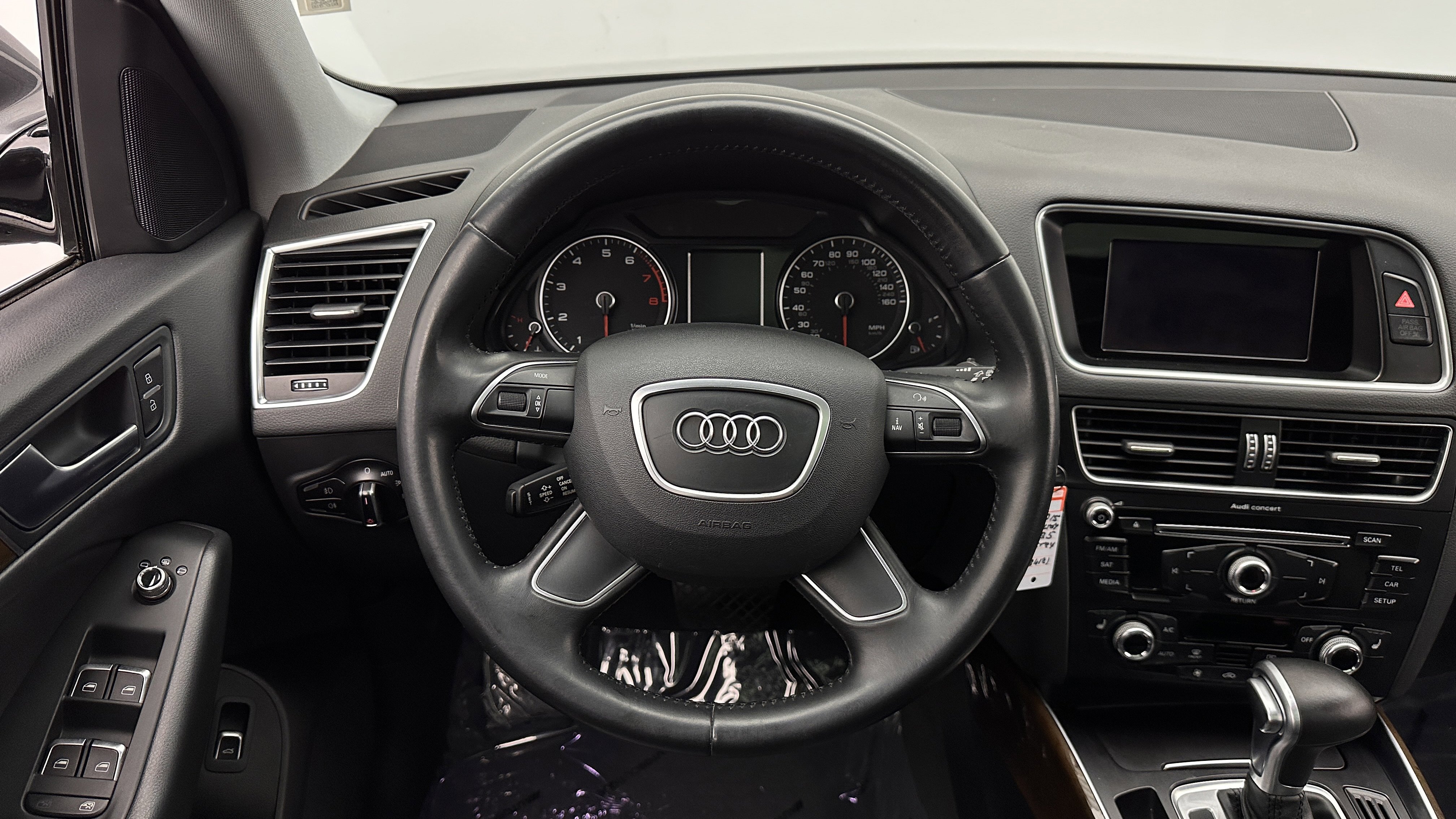 Used 2016 Audi Q5 2.0T Premium AWD/4WD image 24