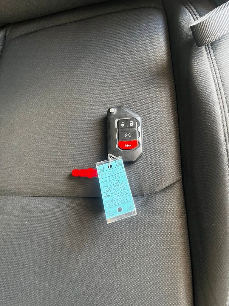 Used 2020 Jeep Wrangler Unlimited Sahara image 65