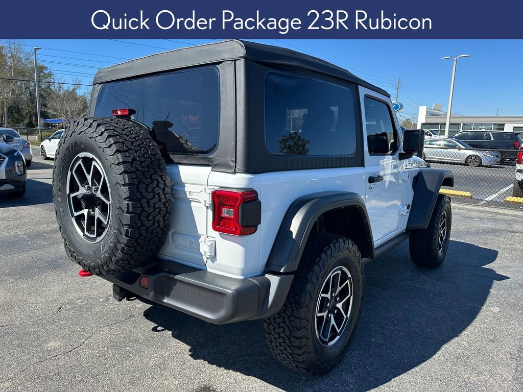 Used 2025 Jeep Wrangler Rubicon image 3