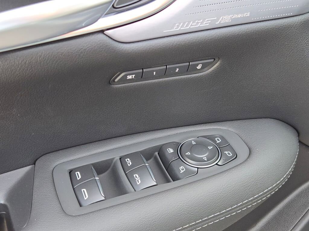 New 2025 Cadillac XT5 Premium Luxury w/ LPO, Floor Liner Package image 23