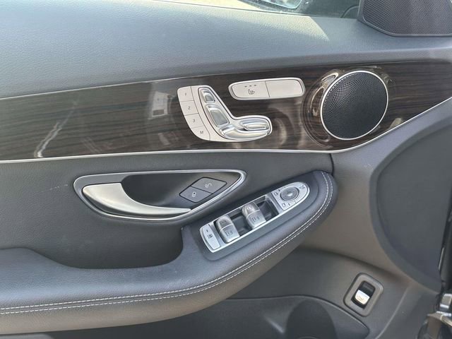 Used 2018 Mercedes-Benz C 300 4MATIC Sedan image 13
