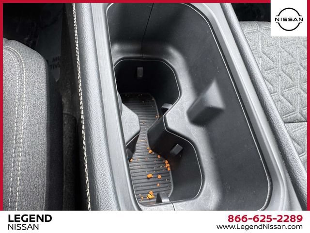 Certified 2025 Nissan Kicks SV AWD/4WD image 28