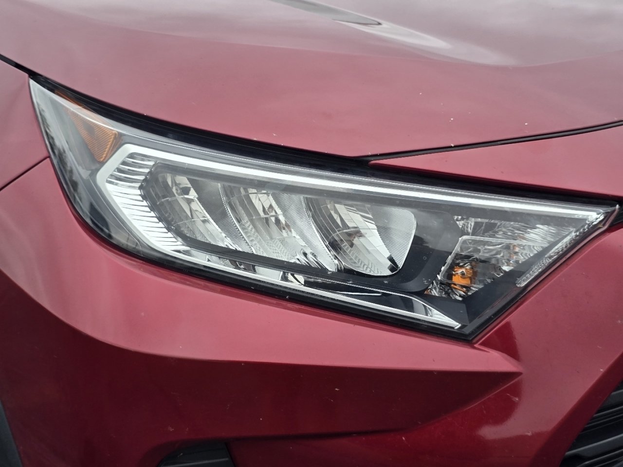 Used 2019 Toyota RAV4 XLE AWD/4WD image 25