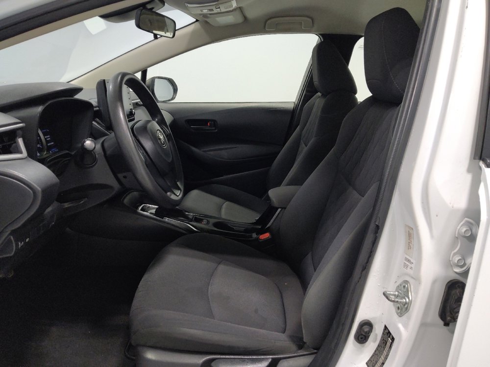 Used 2022 Toyota Corolla LE image 17