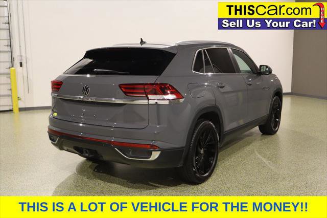 Used 2021 Volkswagen Atlas Cross Sport SE w/ Panoramic Sunroof Package FWD image 7