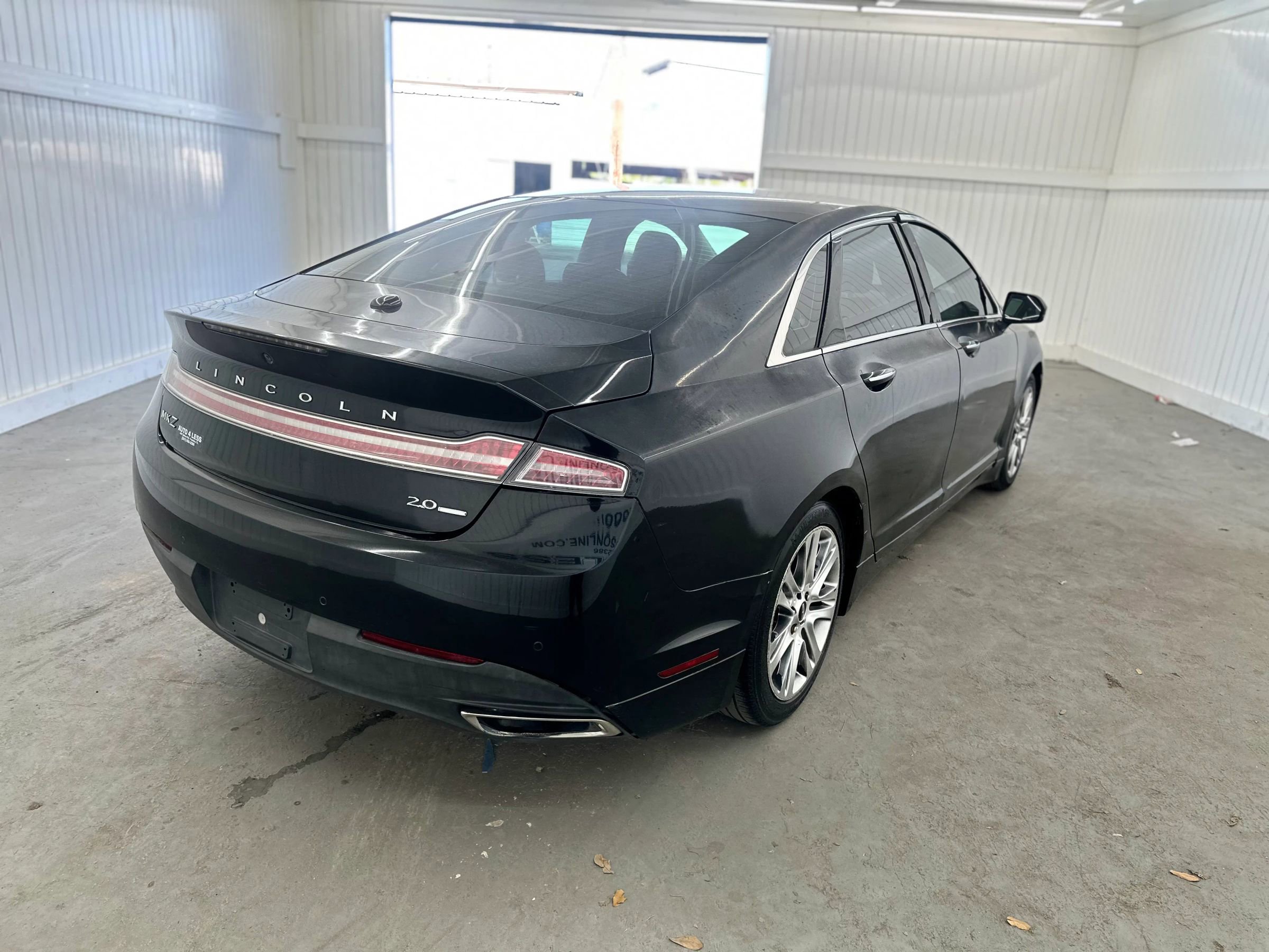 Used 2013 Lincoln MKZ FWD image 5