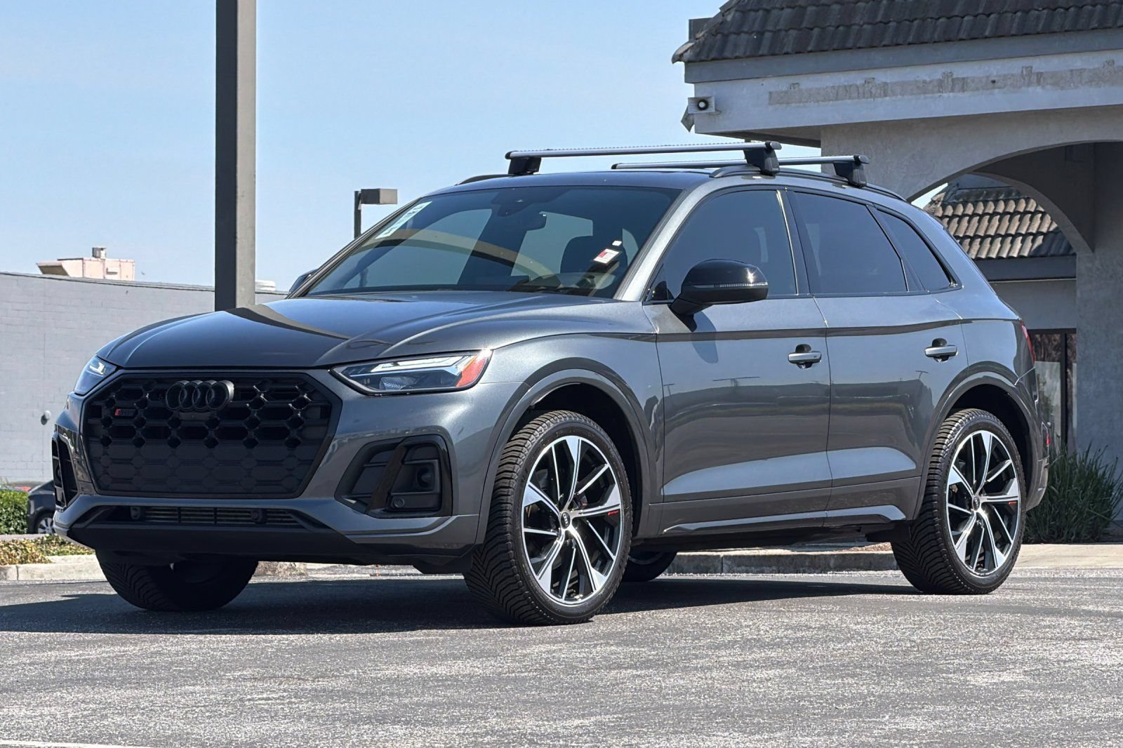 Used 2021 Audi SQ5 Premium Plus w/ Premium Plus Package AWD/4WD image 9
