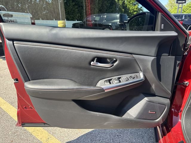 Used 2024 Nissan Sentra SR w/ SR Premium Package FWD image 21