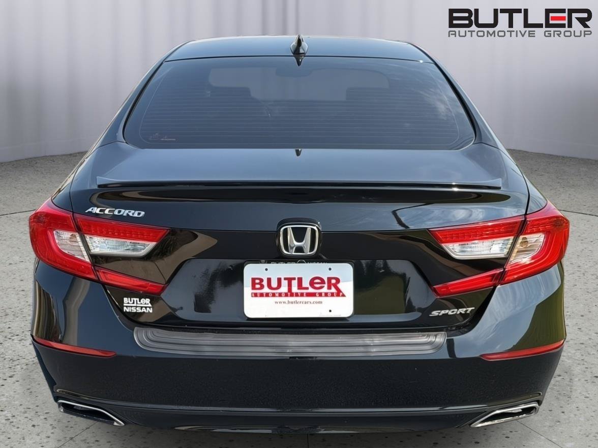 Used 2022 Honda Accord Sport image 5