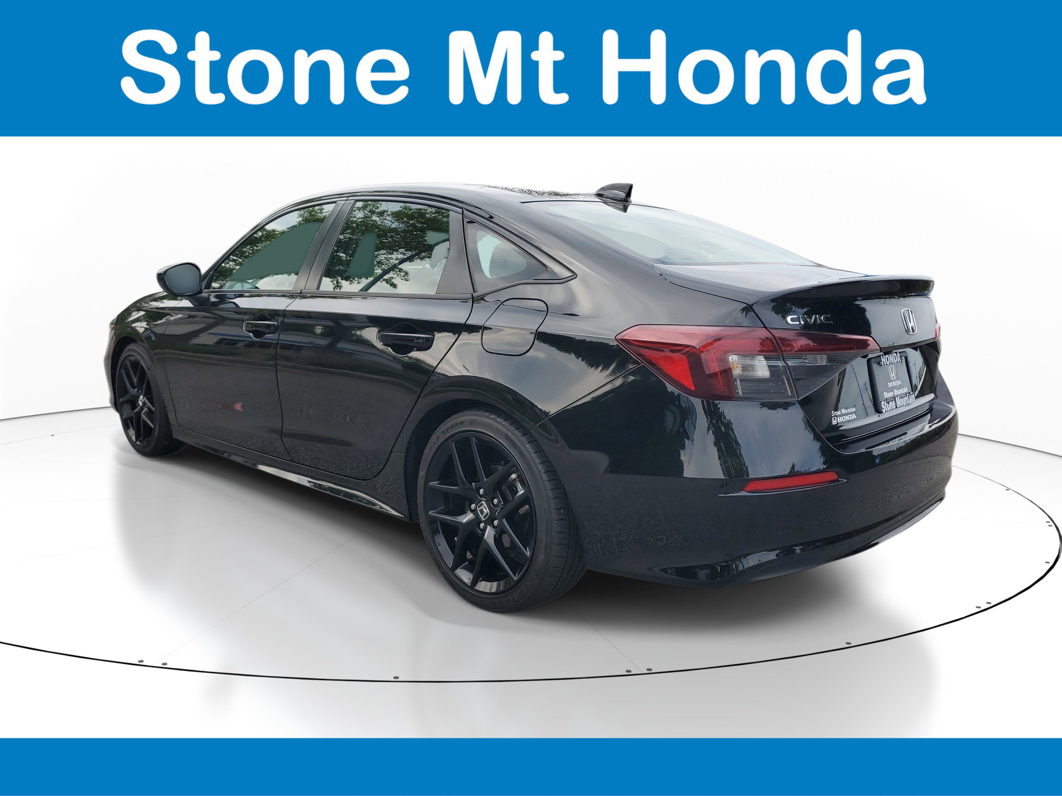 Used 2025 Honda Civic Sport image 4