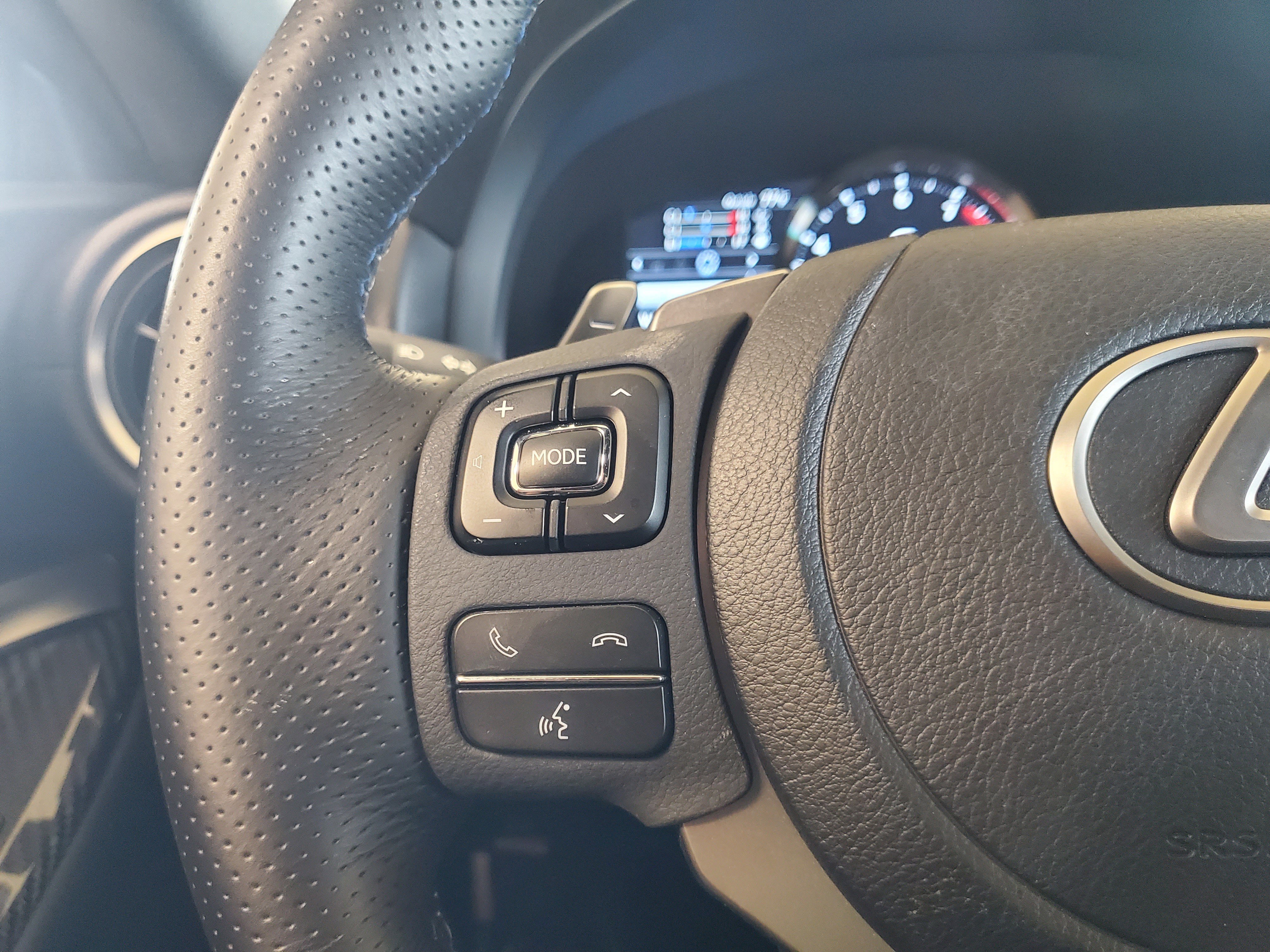 Used 2024 Lexus RC F w/ Carbon Package image 24