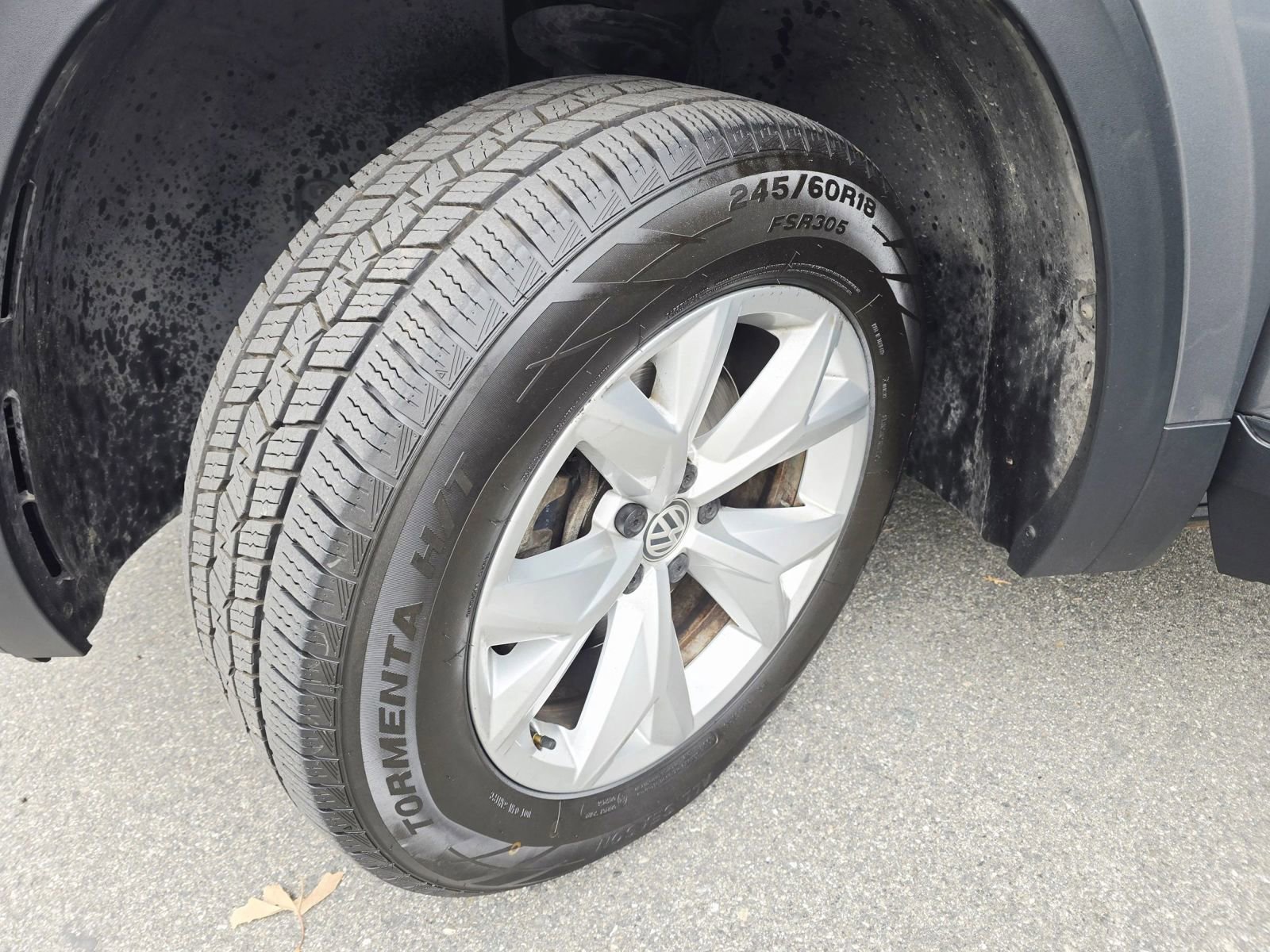 Used 2018 Volkswagen Atlas Launch Edition image 50