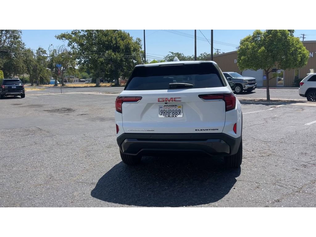 Used 2025 GMC Terrain Elevation image 2