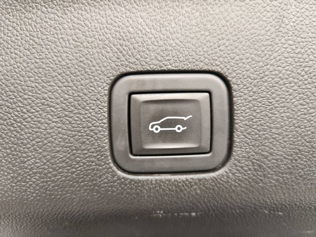 Used 2023 Chevrolet Tahoe Premier RWD image 37