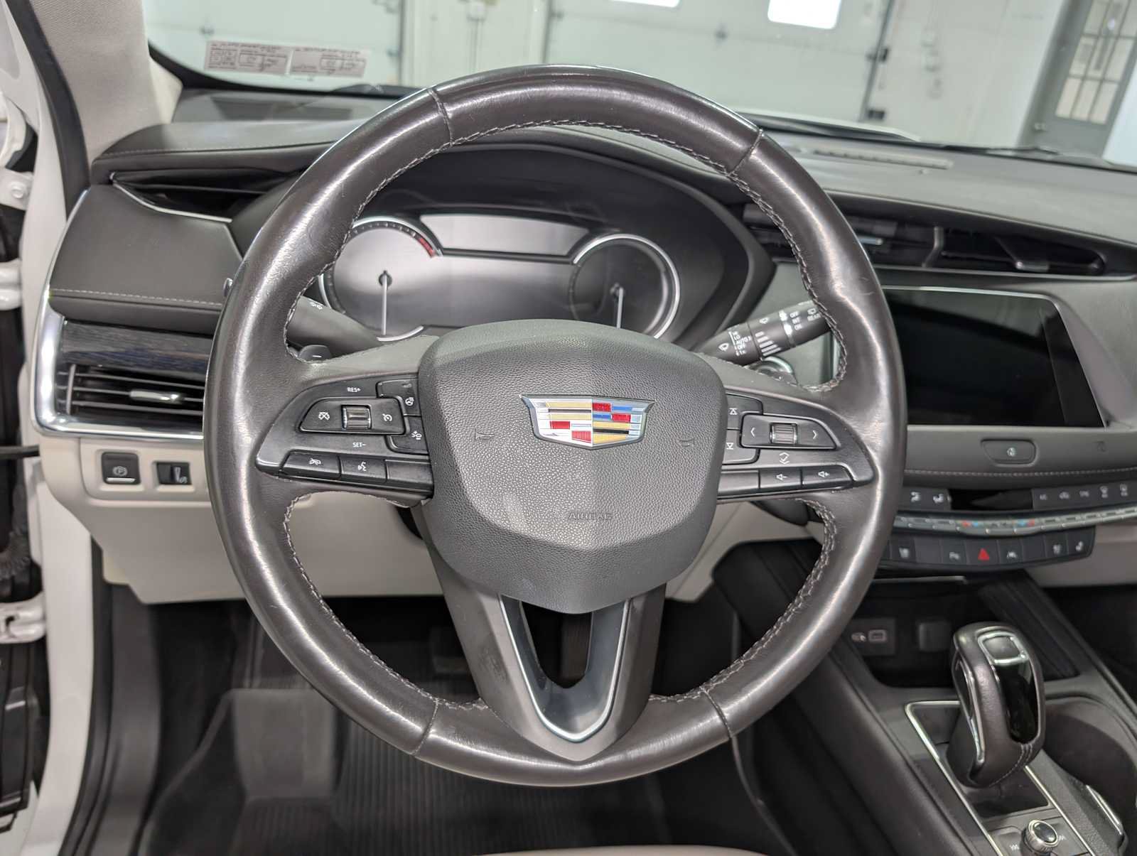 Used 2019 Cadillac XT4 Premium Luxury AWD/4WD image 37