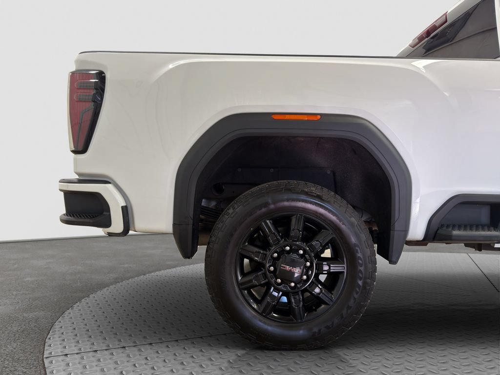 Used 2025 GMC Sierra 2500 AT4 AWD/4WD image 29