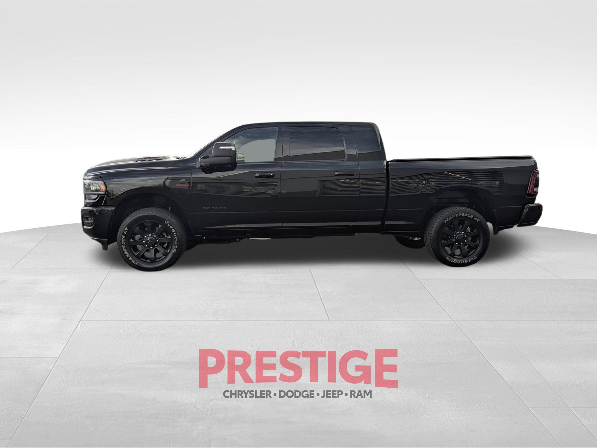 Used 2023 RAM 3500 Laramie AWD/4WD image 17