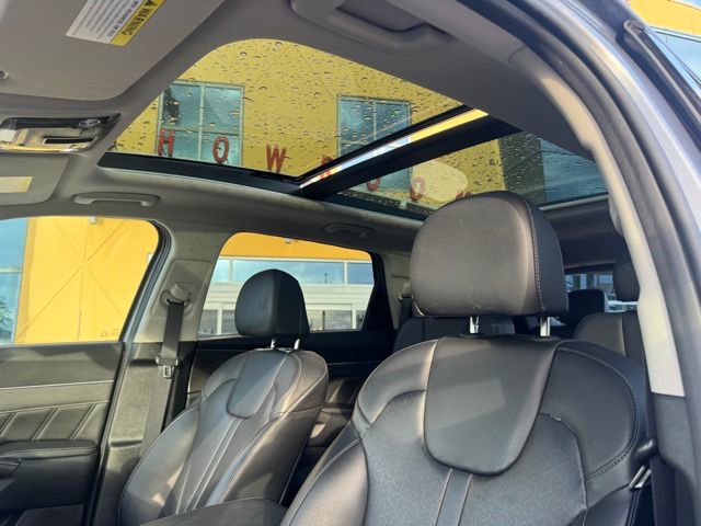Certified 2023 Kia Sorento SX image 17