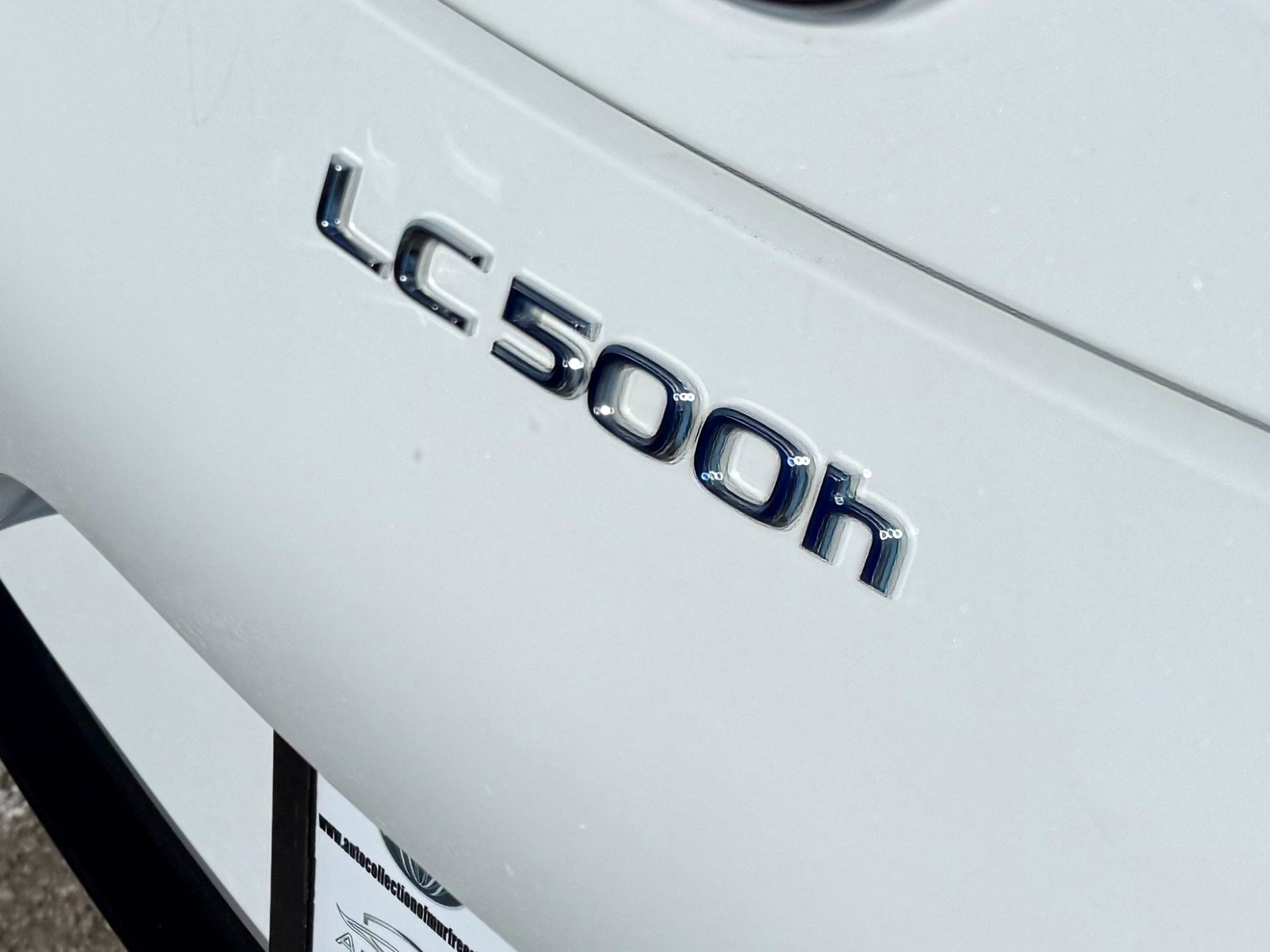 Used 2018 Lexus LC 500h w/ Touring Package image 14