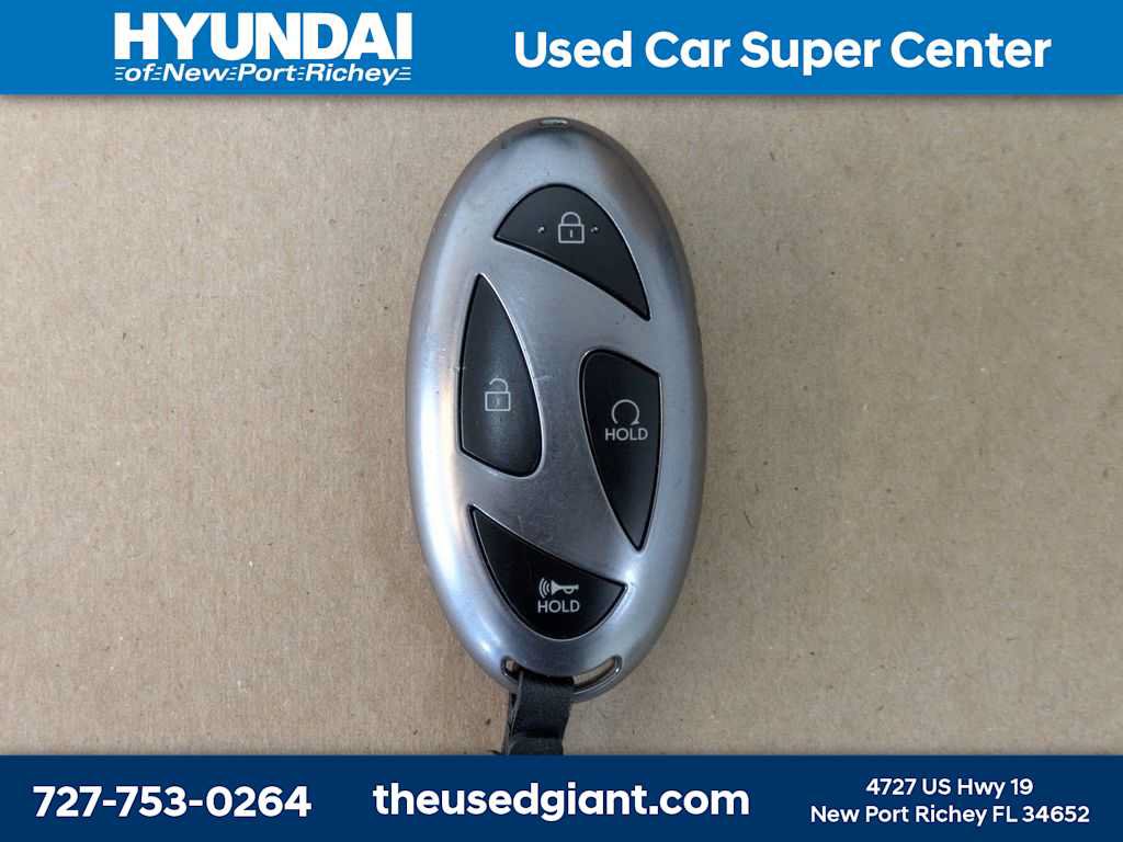Certified 2025 Hyundai Elantra Sport FWD image 30