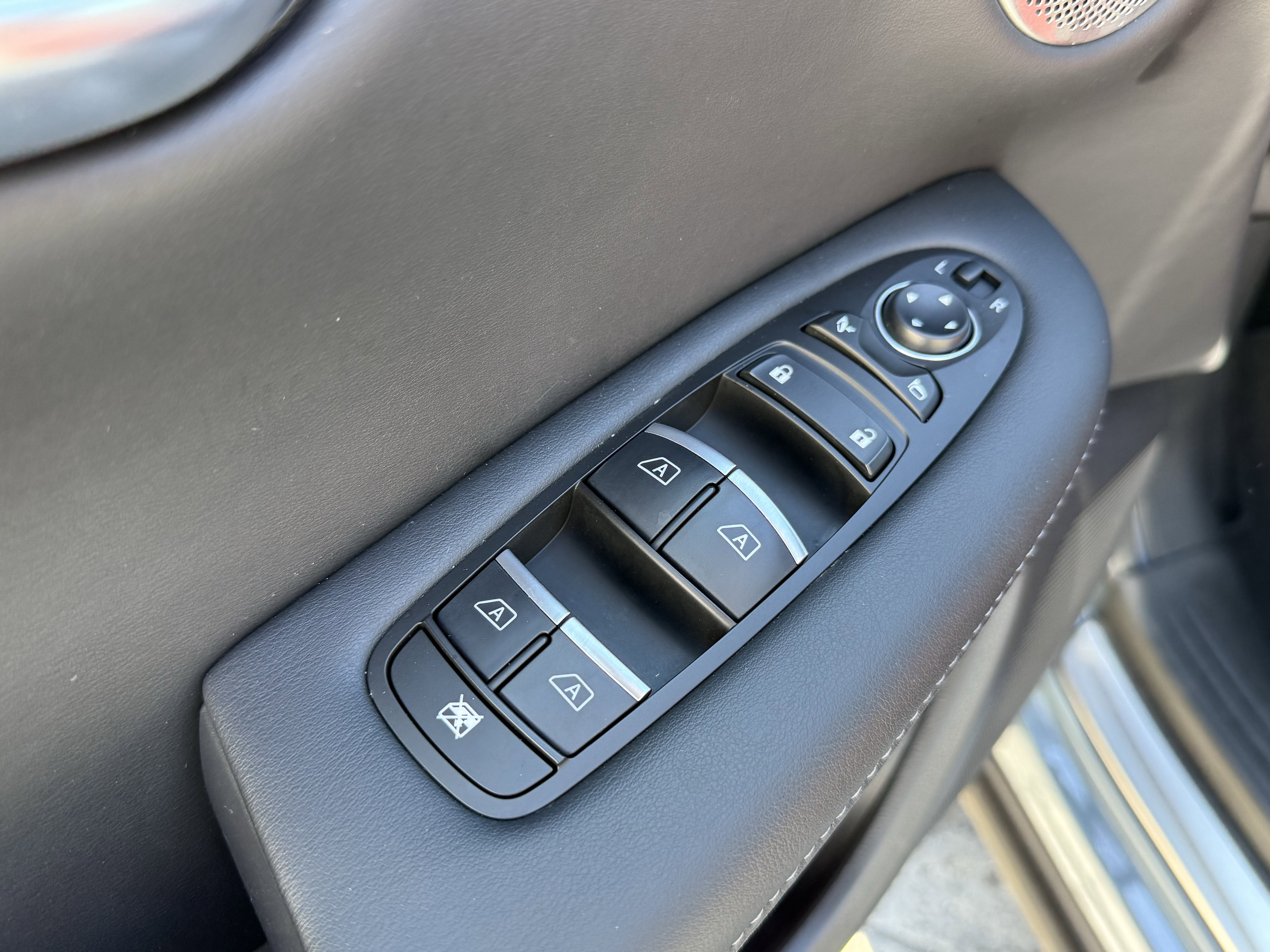 Certified 2025 INFINITI QX50 Sport AWD/4WD image 11
