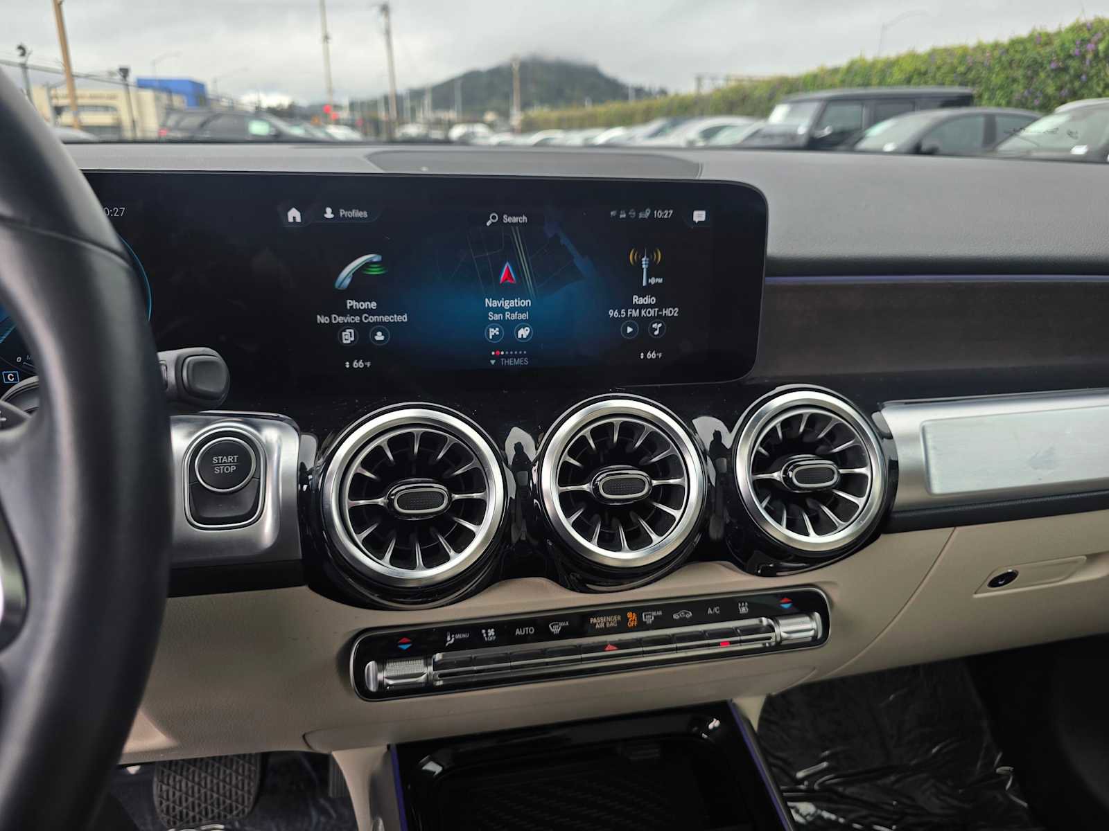 Used 2023 Mercedes-Benz EQB 300 4MATIC image 27