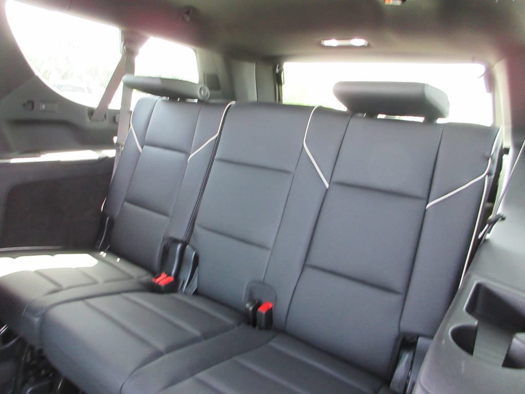 Certified 2026 Cadillac Escalade ESV Sport w/ Touring Package AWD/4WD image 24