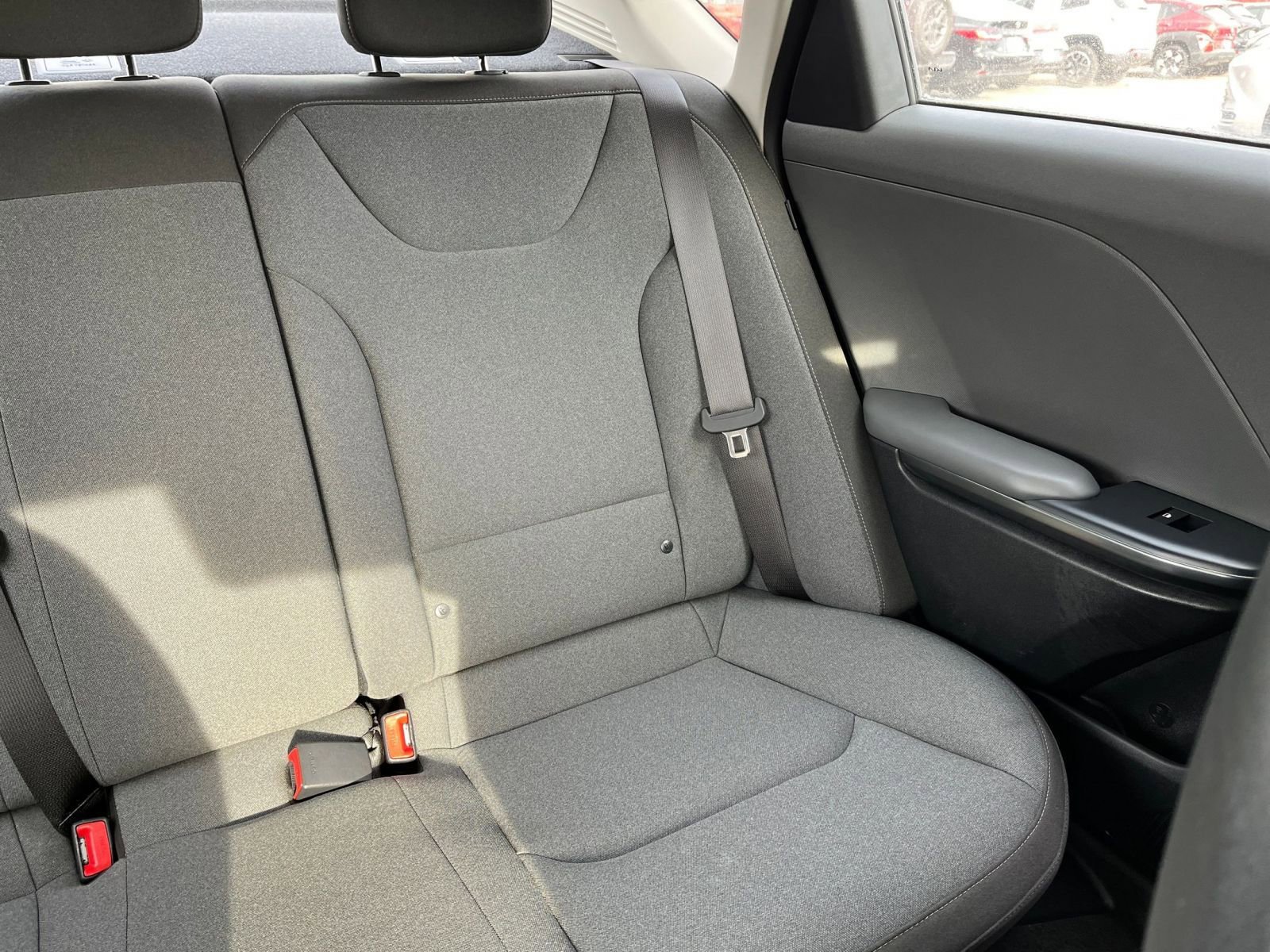 Used 2025 Kia K4 LXS image 33