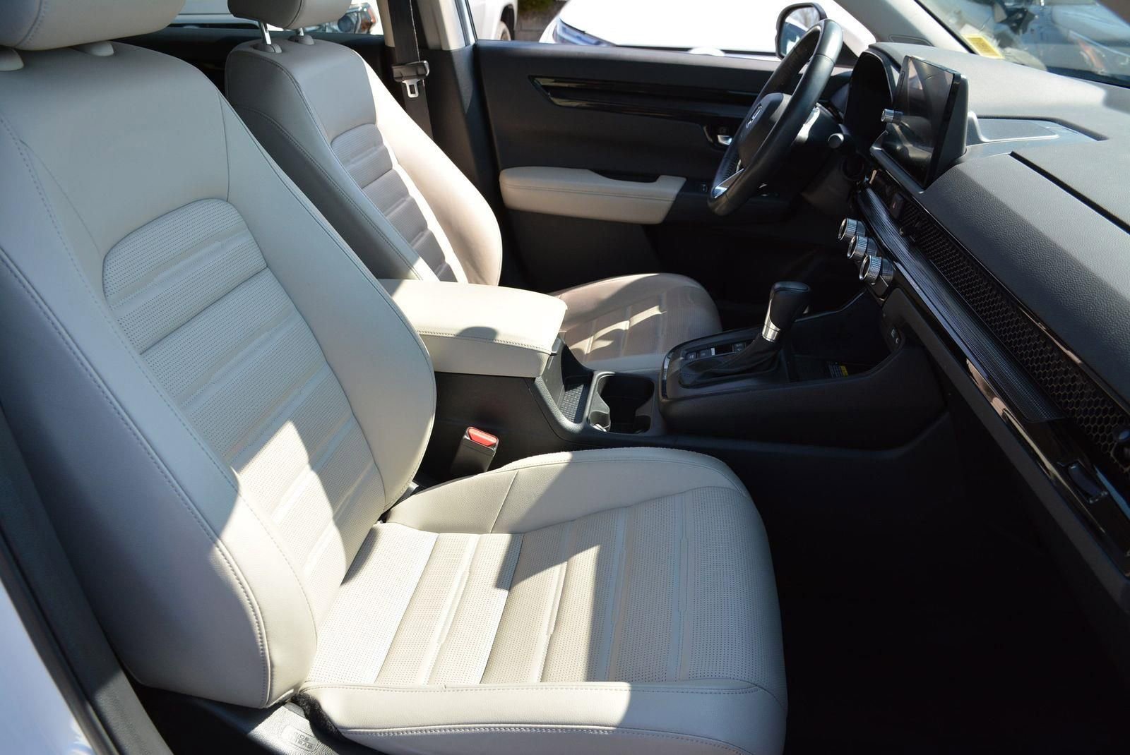 Used 2024 Honda CR-V EX-L image 19