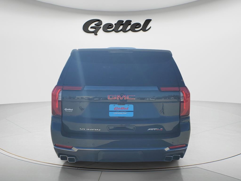 Used 2025 GMC Yukon AT4 w/ AT4 Premium Package image 5