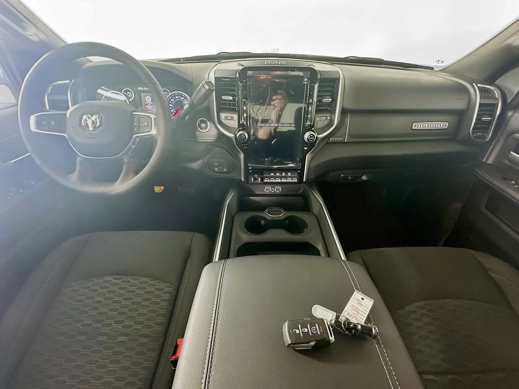 New 2026 RAM 3500 Big Horn AWD/4WD image 9