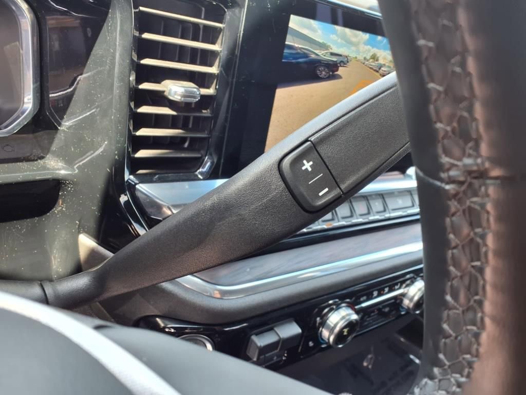 Used 2025 GMC Sierra 1500 SLT image 23