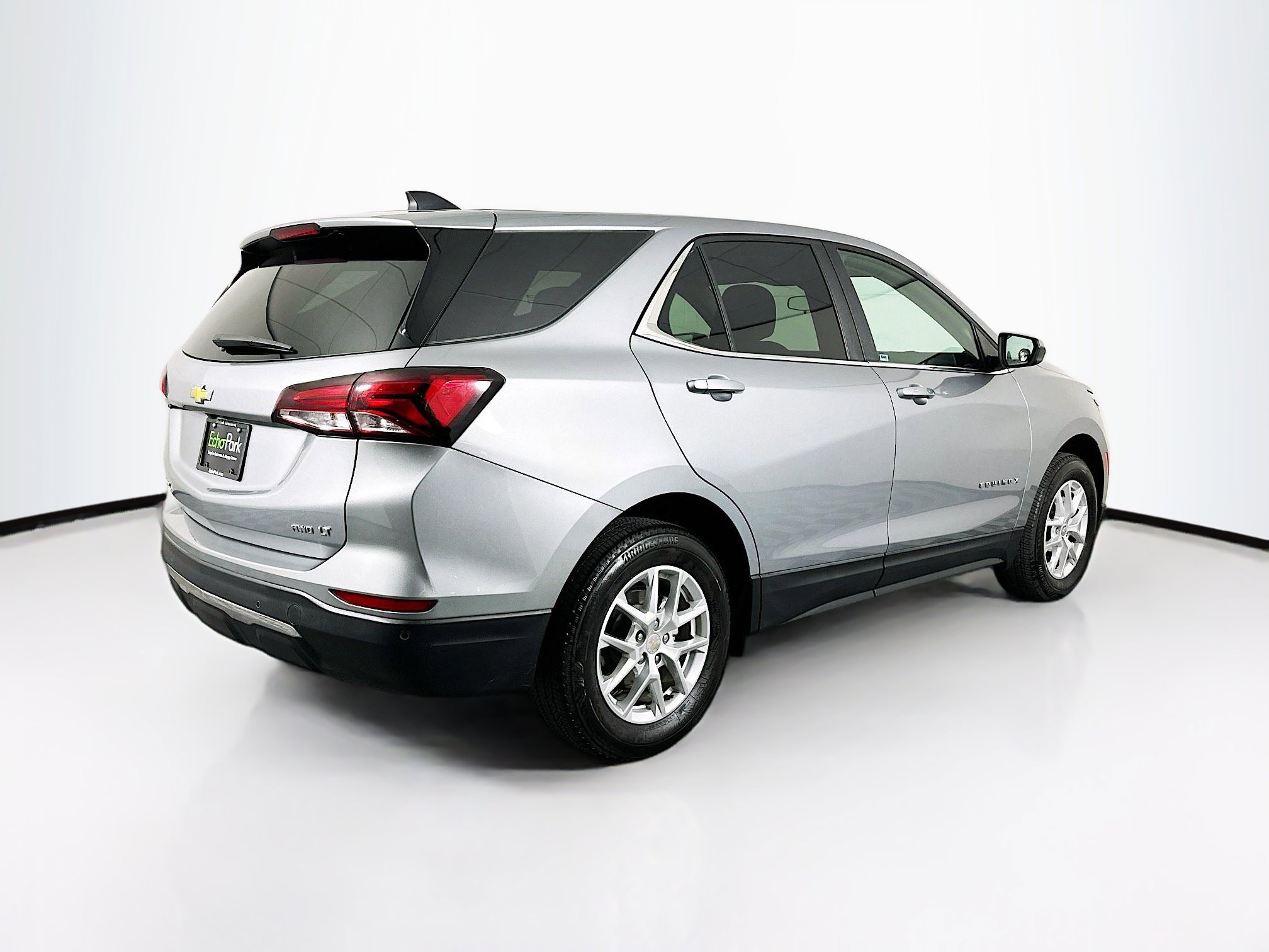 Used 2024 Chevrolet Equinox LT image 9