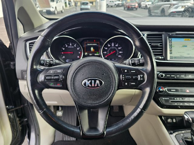 Used 2018 Kia Sedona SX FWD image 23