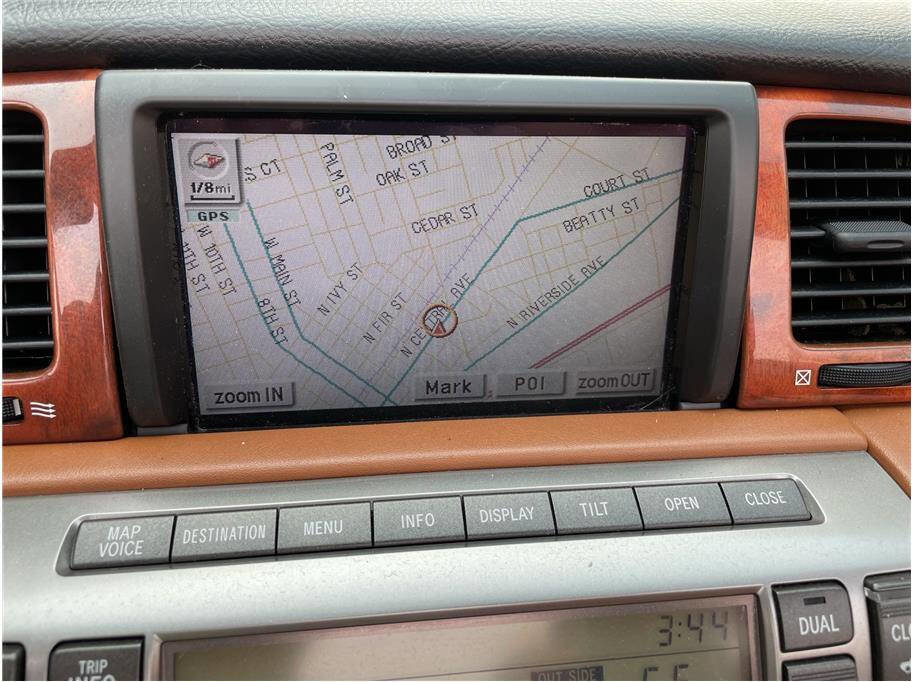 Used 2002 Lexus SC 430 Base 2dr Convertible image 13